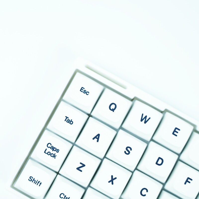 Teclado Dividido Worne Persona - Gaming Keyboard Ergonomic reseña y precio